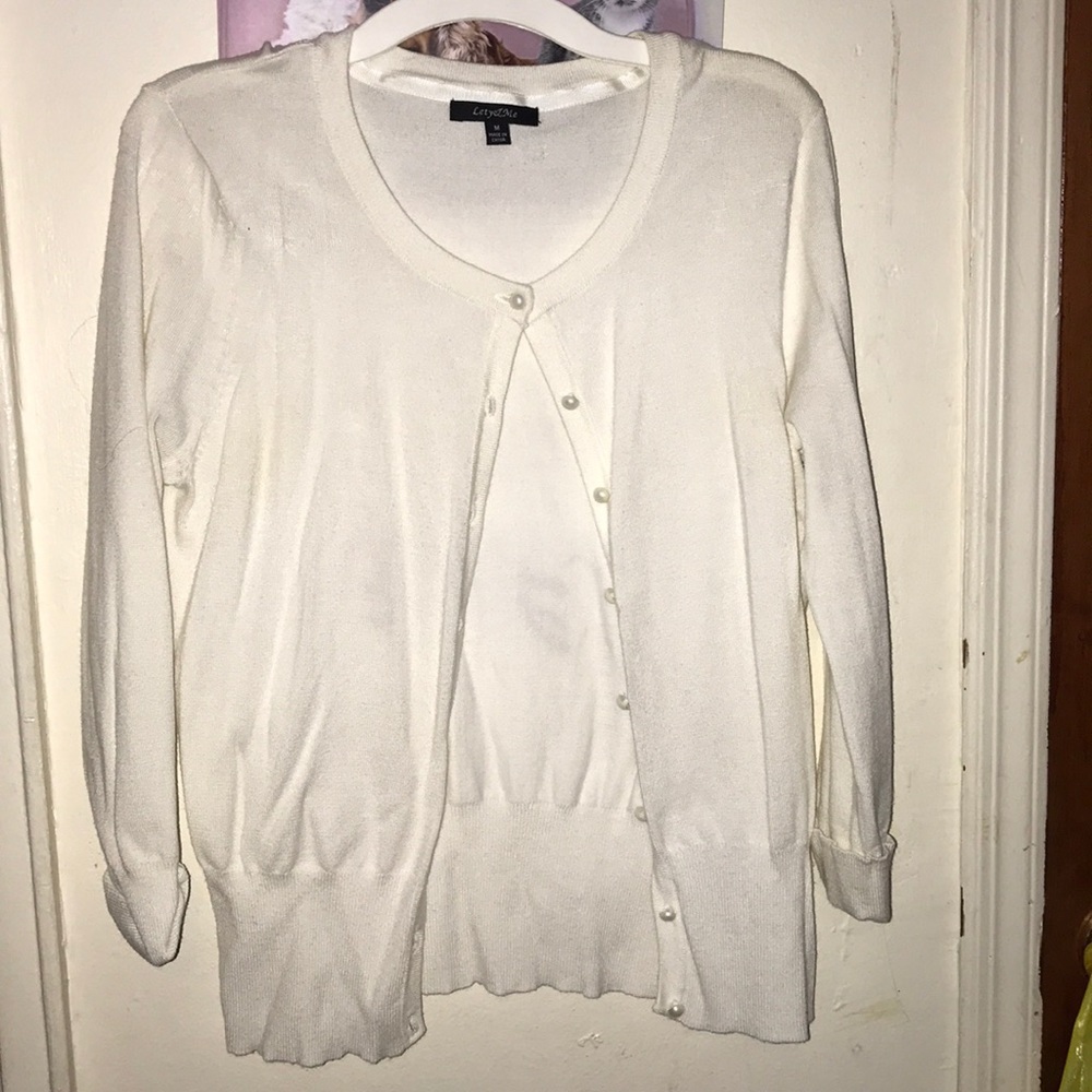 Pain white cardigan